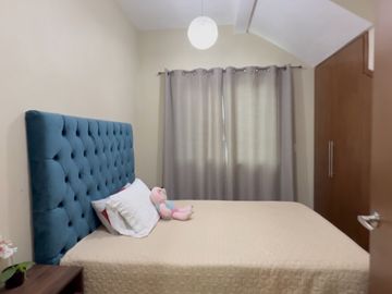 Bonita casa sola nueva en venta!