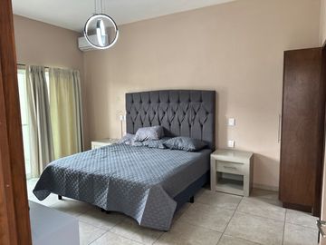 Bonita casa sola nueva en venta!