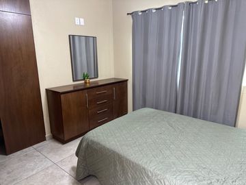 Bonita casa sola nueva en venta!