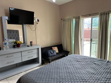 Bonita casa sola nueva en venta!