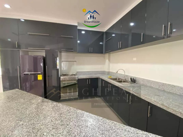 For Sale: 4 Bedroom House in Molave Highlands, Consolacion, Cebu