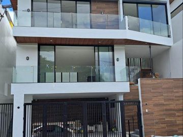 3 storey House and Lot for Sale in Alta Vista Subd, Ortigas Ave, Antipolo City