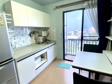 Sale Icondo Sukhumvit 105 Soi Lasalle, Bangna, 8th floor, corner and 2 bedrooms