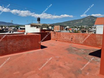 AMPLIA CASA EN COLONIA MEXICO, URUAPAN, MICHOACAN, MEXICO
