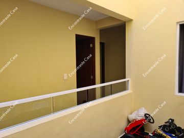 AMPLIA CASA EN COLONIA MEXICO, URUAPAN, MICHOACAN, MEXICO