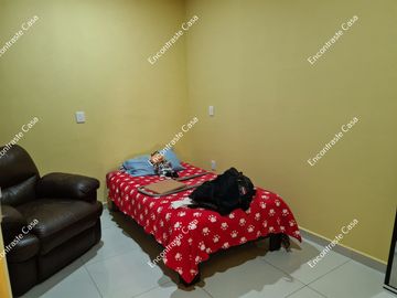 AMPLIA CASA EN COLONIA MEXICO, URUAPAN, MICHOACAN, MEXICO