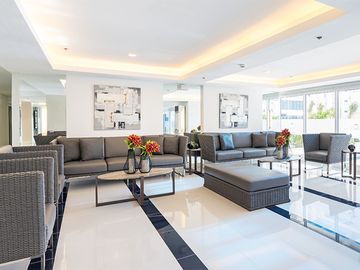 Makati Bel-air Jazz Residences Junior 1-bedroom For Sale