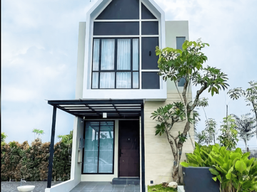 DISEWAKAN RUMAH HOOK NORTHWEST PARK FURNISHED