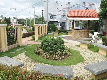 5 Bedroom Amadea Single Detached House Near Tagaytay and Nuvali
