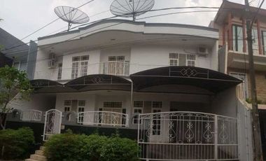 rumah klasik terawat siap pakai