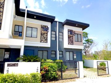 Townhouse 2 bedroooms & expandable in Cavite