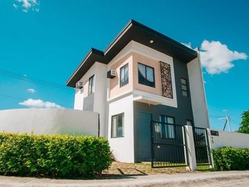 Townhouse 2 bedroooms & expandable in Cavite