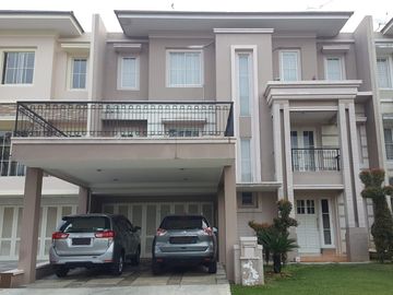 Rumah dijual alam sutera semi Furnished
