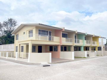 Neuville Townhomes-Astrid Regular