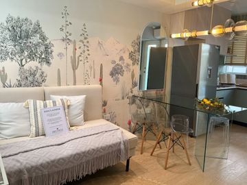 Neuville Townhomes-Astrid Regular