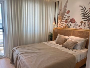 Neuville Townhomes-Astrid Regular