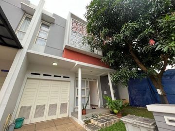Disewakan Murah Rumah Hoek Rapih Darwin Gading Serpong