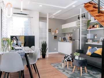 townhouse near Metro Manila