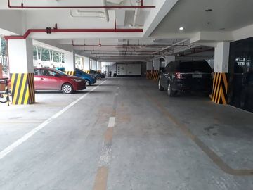 For Rent:Studio Condominium Semi Furnished and Allowed Pet in Talamban