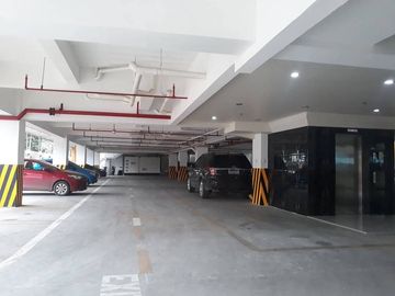 For Rent:Studio Condominium Semi Furnished and Allowed Pet in Talamban
