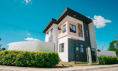 House & Lot in Gentri Cavite Near Key Establishments
