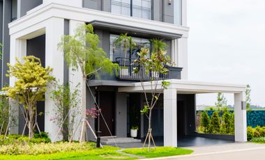 DIJUAL RUMAH MEWAH 3 LANTAI BSD CITY LOKASI STRATEGIS