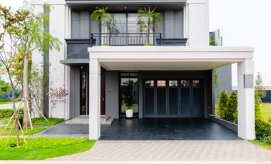 DIJUAL RUMAH MEWAH 3 LANTAI BSD CITY LOKASI STRATEGIS