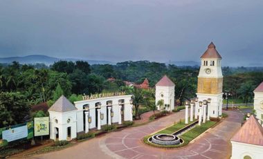 WAJIB LIHAT! RUMAH ADEM DI TELAGA KAHURIPAN BOGOR - ADA GAZEBO SANTAI
