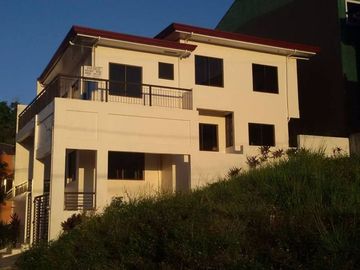 NEW Single Detached House in Montevista Heights Taytay
