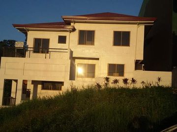 NEW Single Detached House in Montevista Heights Taytay