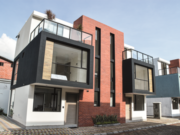 Venta de Casas Katara - Sector Pomasqui Avenida Simon Bolivar y Marietta de Veintimilla
