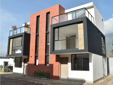 Venta de Casas Katara - Sector Pomasqui Avenida Simon Bolivar y Marietta de Veintimilla