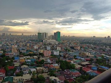 Move-In Ready Studio with Balcony & Parking in Makati CBD