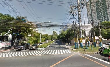 Alabang Hills Well Maintained House With Swimming Pool