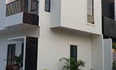 DIJUAL RUMAH KIREINA PARK BSD CITY