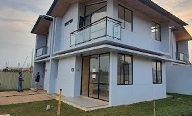 DIJUAL RUMAH SIAP HUNI DI CENDANA COVE KARAWACI