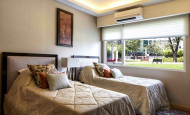 108 sqm - 2 bedrooms Royalton Capitol Commons