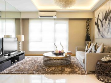 108 sqm - 2 bedrooms Royalton Capitol Commons